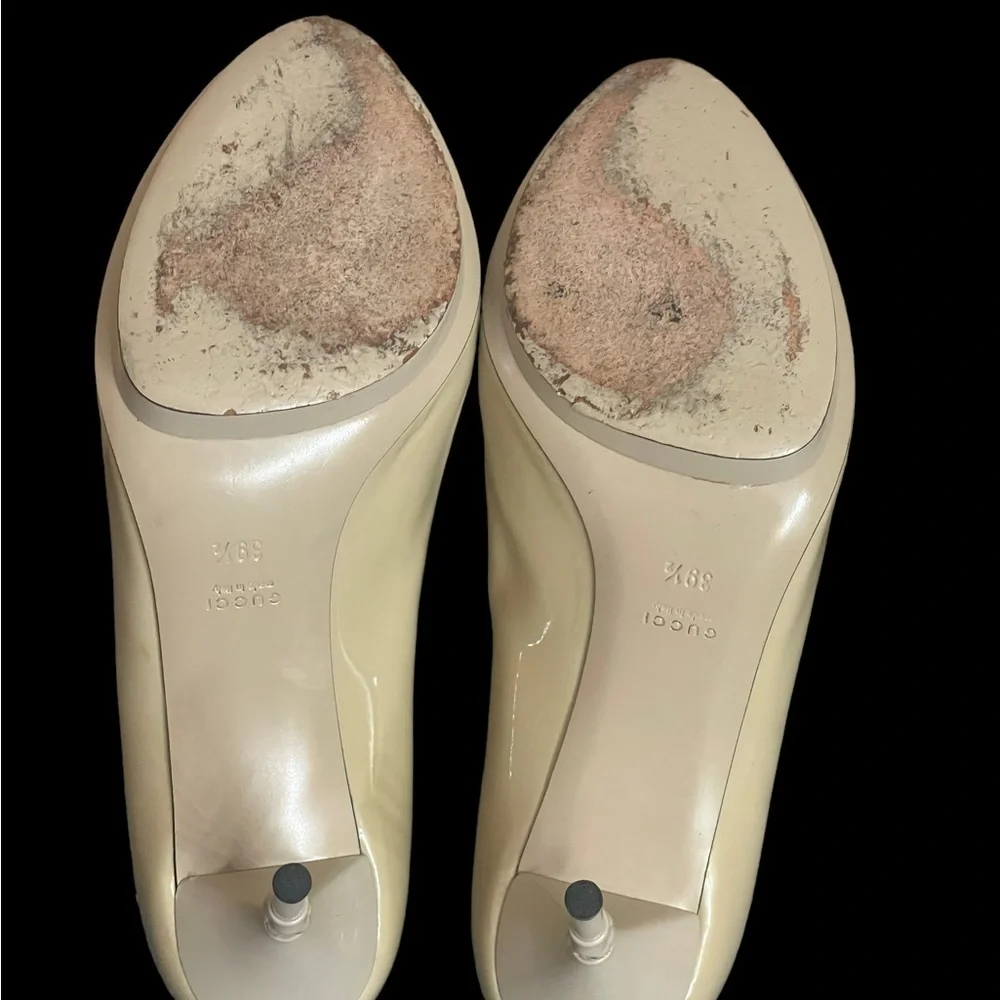 Gucci Bamboo Accent Patent Leather Pumps size  39.5 (9.5) - Picture 6 of 14